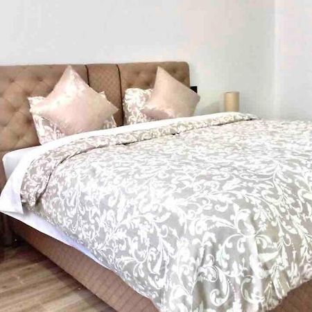 Lila Marrakech Lägenhet Marrakesh Exteriör bild